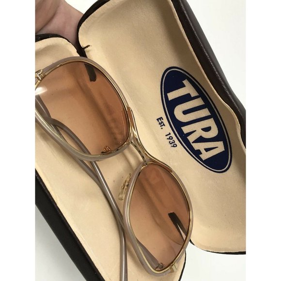 Tura Sunglasses 560 Gold Metal Butterfly Round Sunglasses Japan main image 4